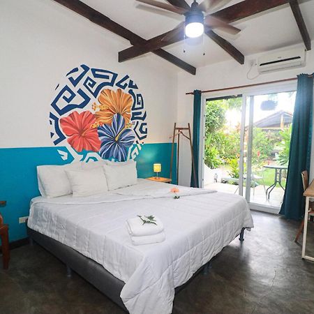 Hotel Carey Pedasi Town Bagian luar foto