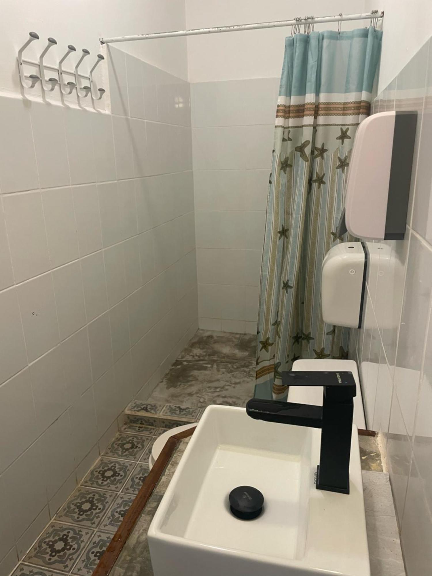 Hotel Carey Pedasi Town Bagian luar foto